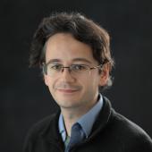 Headshot Thomas Koch